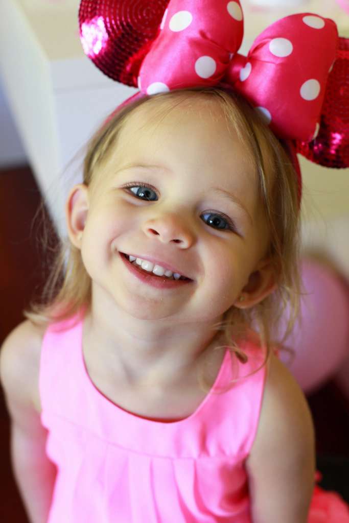 Ombre Minnie Mouse Birthday Party | Posh Little Designs