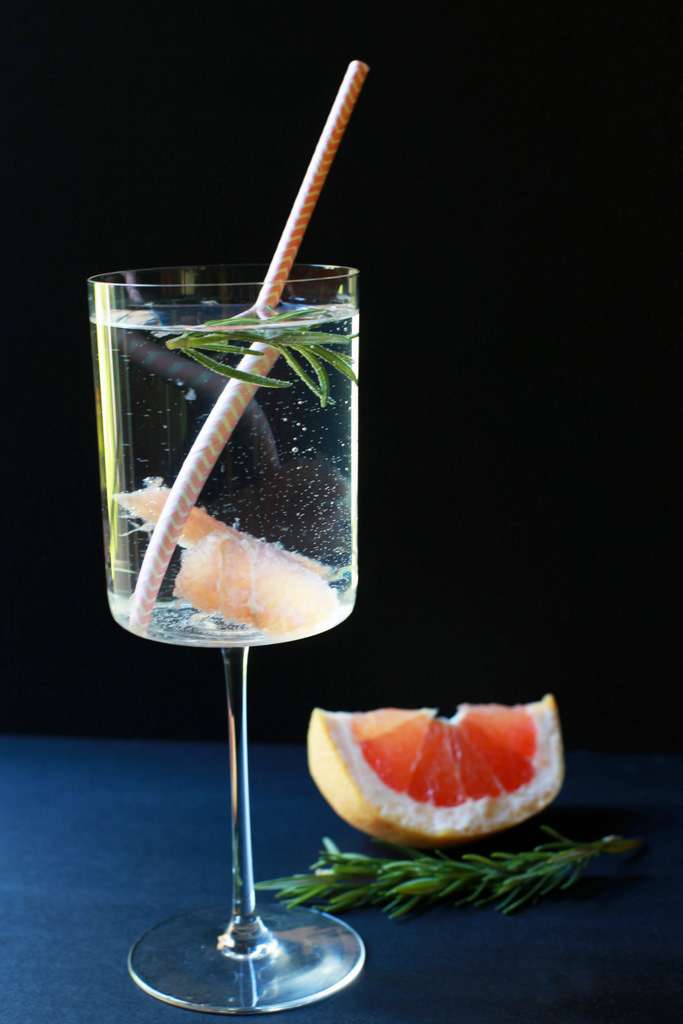 Simple ways to infuse water with fresh fruit and herbs for added flavor and health benefits
