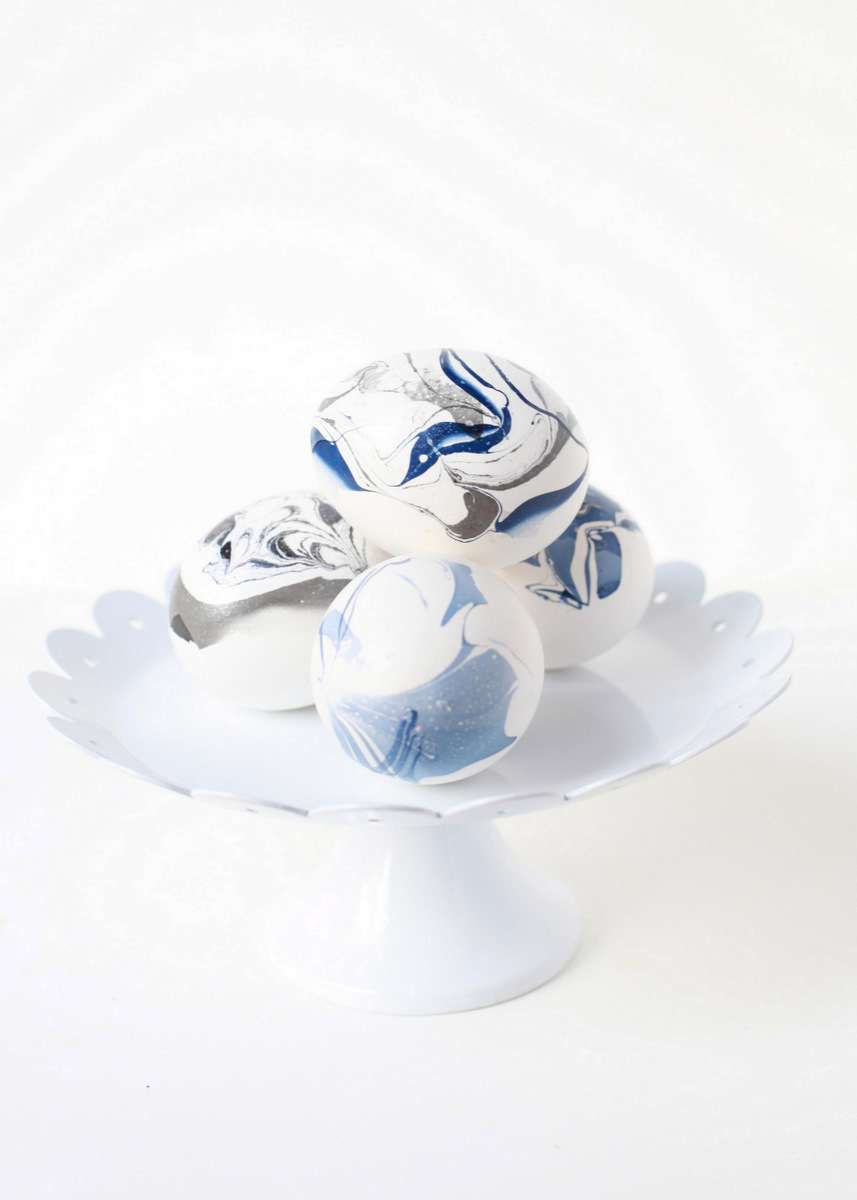 DIY Marble Eggs | Posh Little Designs