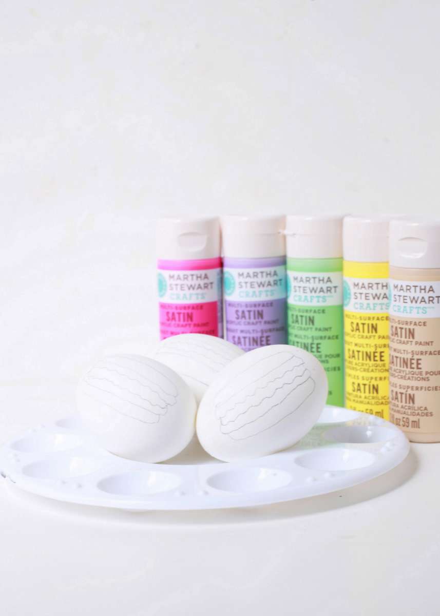 Macaron Painted Easter Eggs | Posh Little Designs