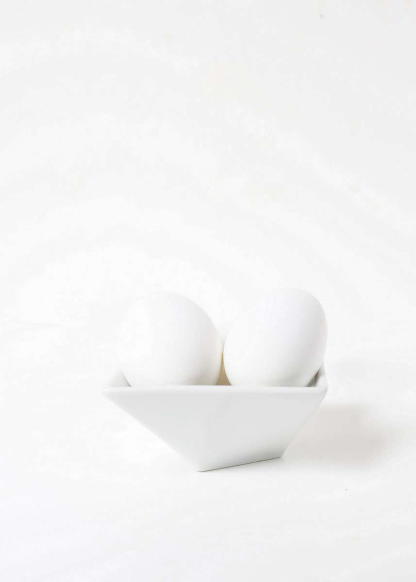 Macaron Painted Easter Eggs | Posh Little Designs