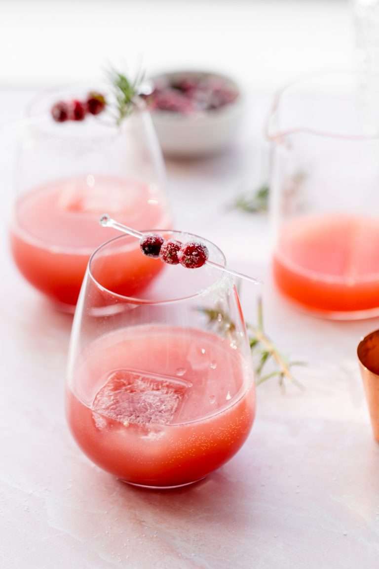 Recipe for cranberry Paloma tequila cocktails for the holiday season