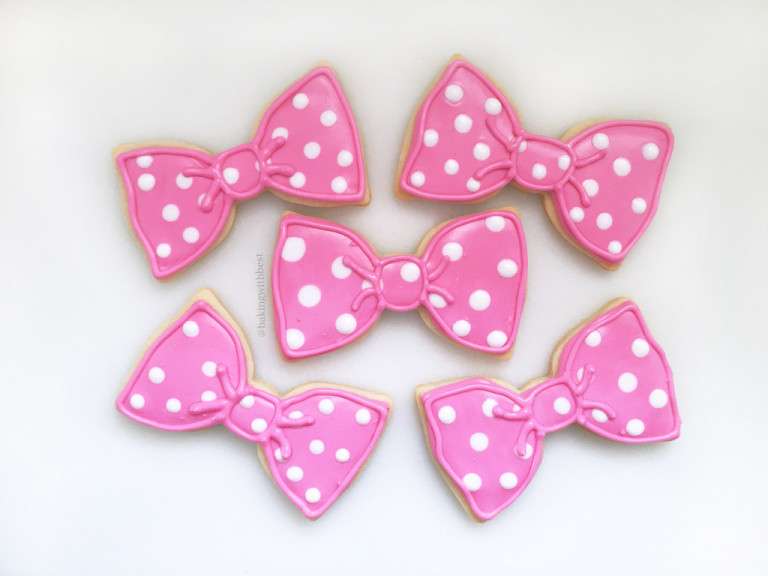 minnie bows _ baking with best_