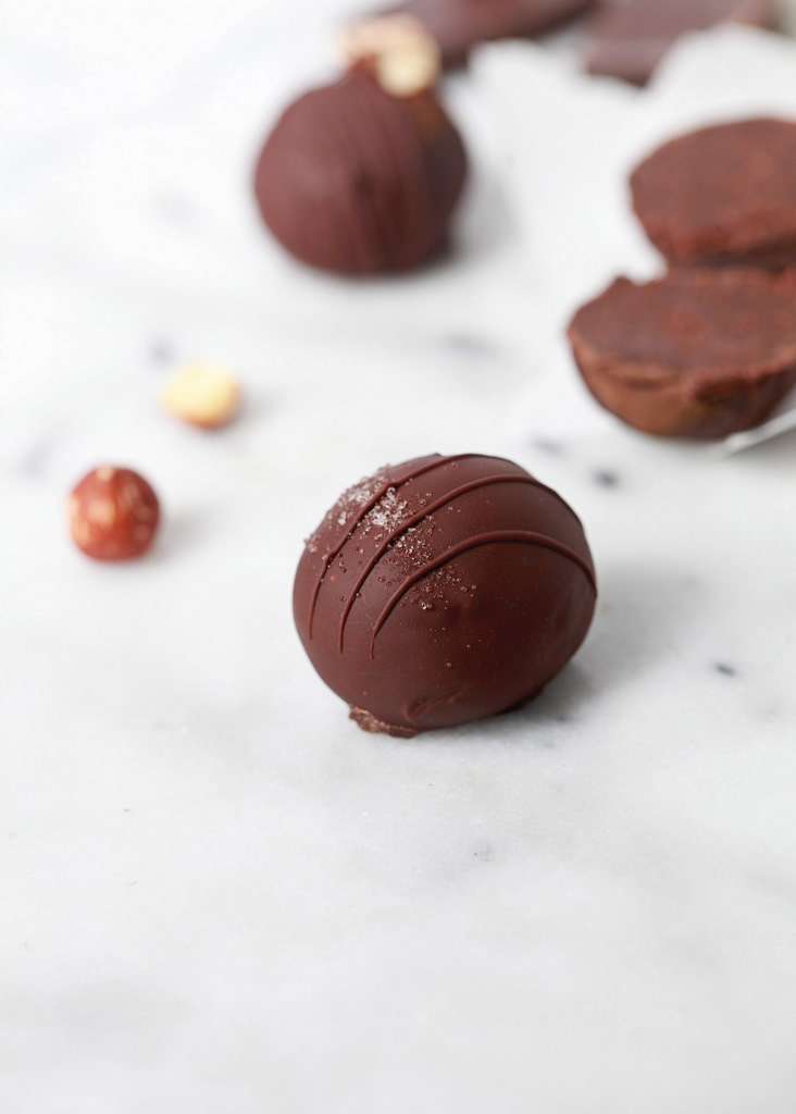homemade nutella truffles-dark chococlate-dairy free-dessert-hazelnut