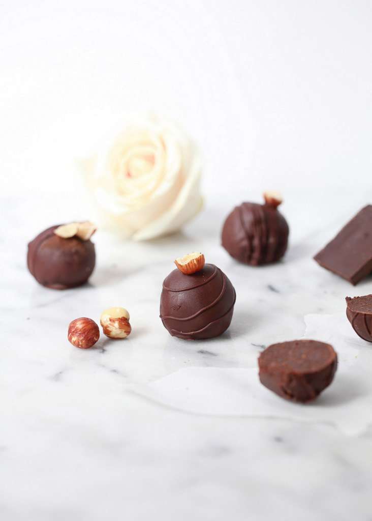 homemade nutella truffles-dark chococlate-dairy free-dessert-hazelnut