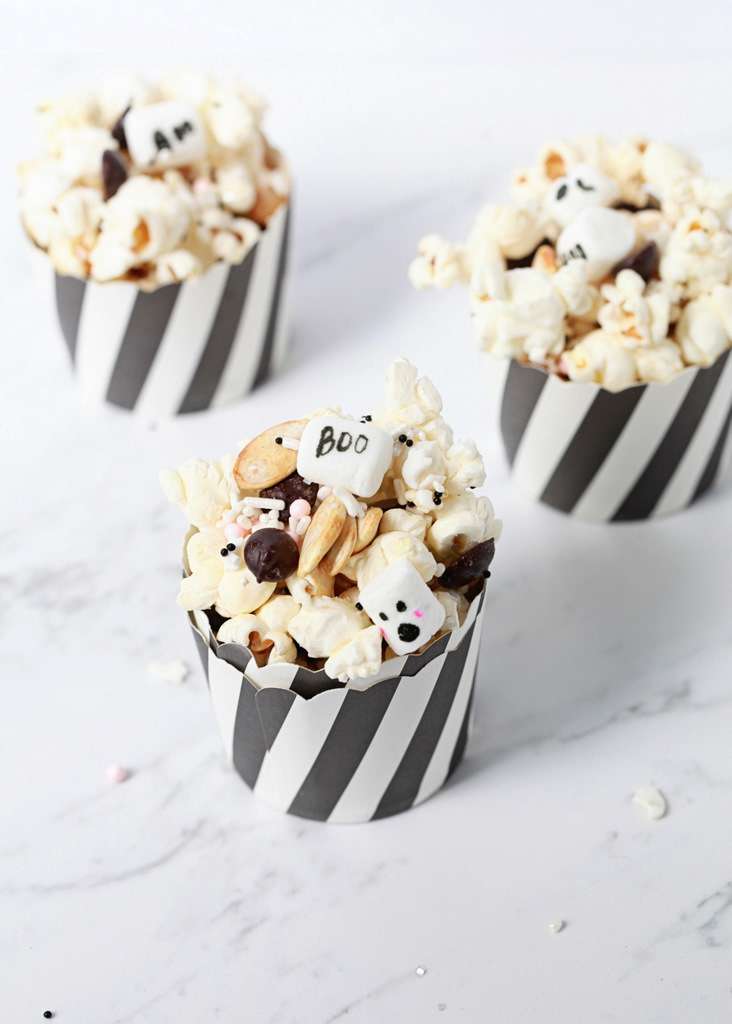 halloween popcorn mix