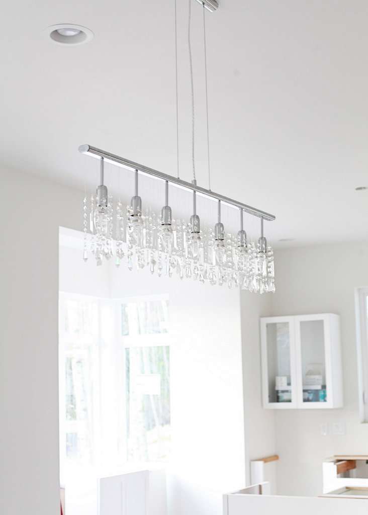 home-construction-design-decor-chandelier