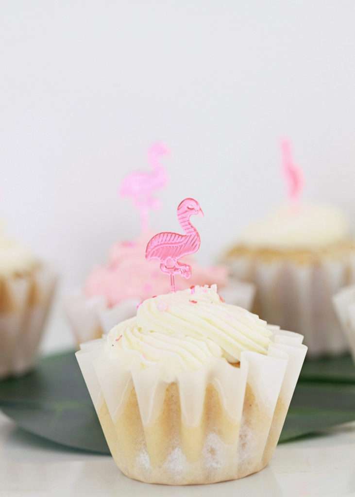 flamingo cupcakes