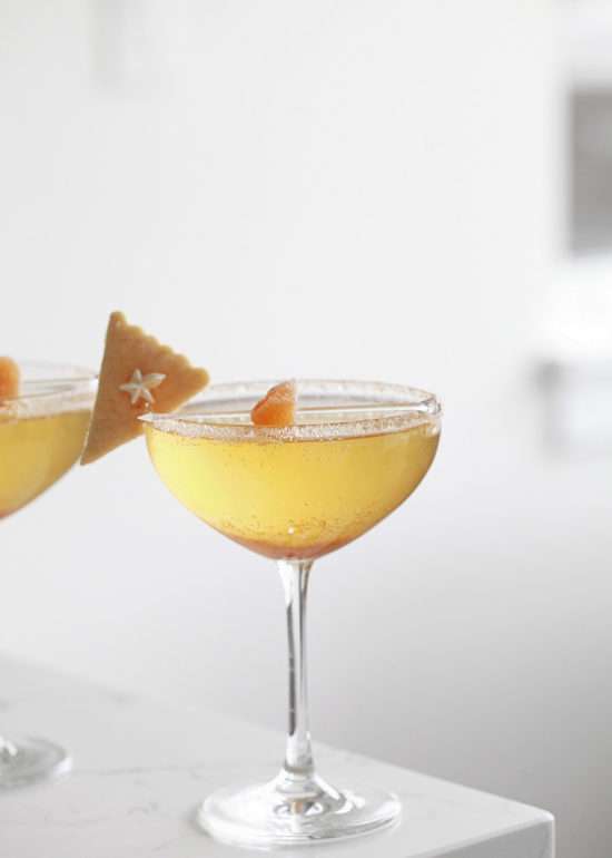 Pumpkin spice cocktail, champagne, pie, thanksgiving, fall
