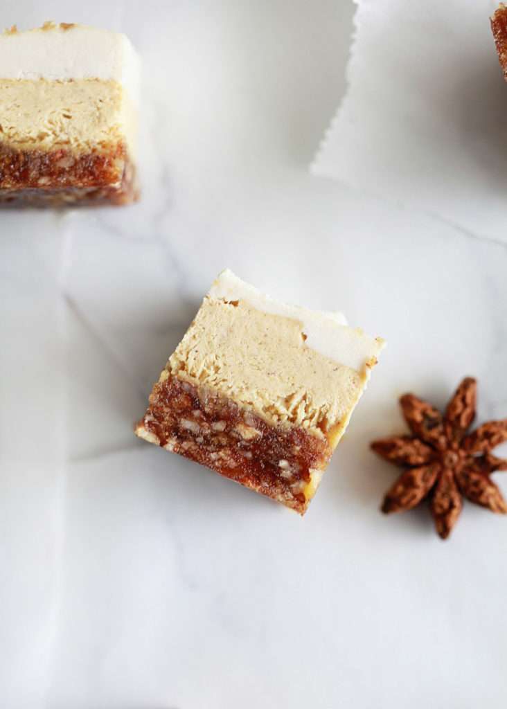 A delicious recipe for Vegan Pumpkin Cheesecake. This no bake dessert is made with a variety of spices, creamy cashews and pumpkin purée