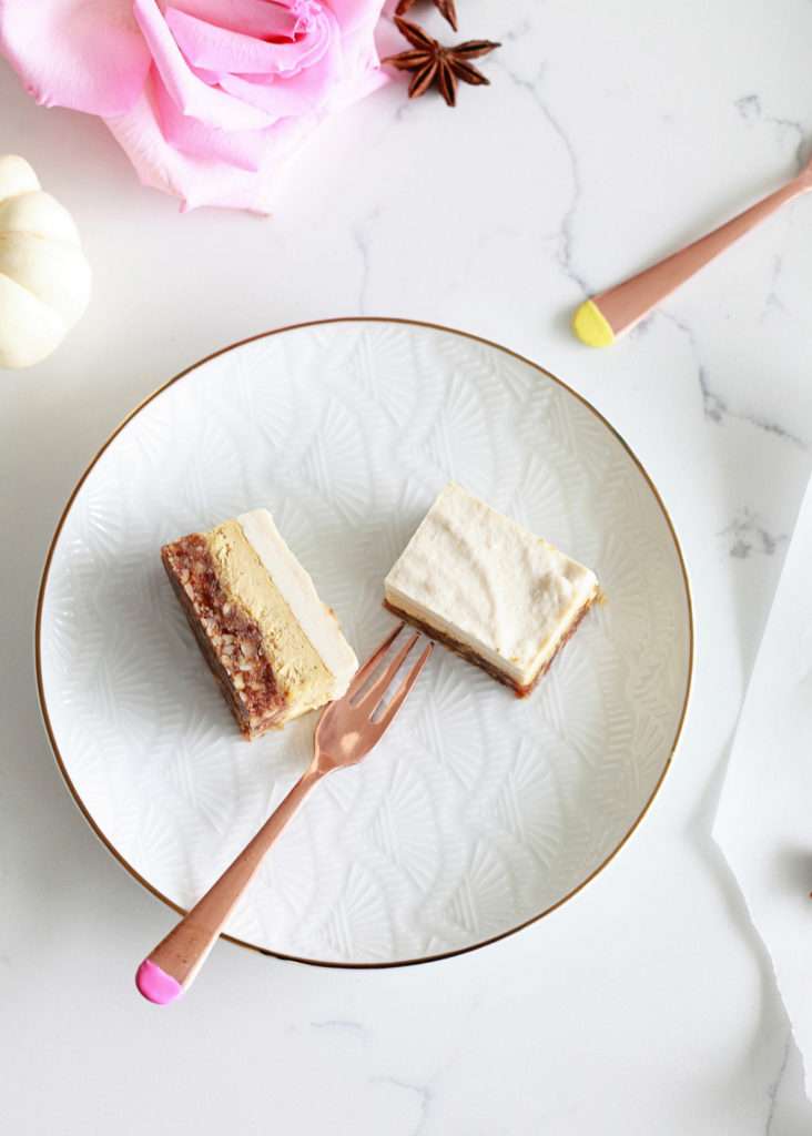 A delicious recipe for Vegan Pumpkin Cheesecake. This no bake dessert is made with a variety of spices, creamy cashews and pumpkin purée