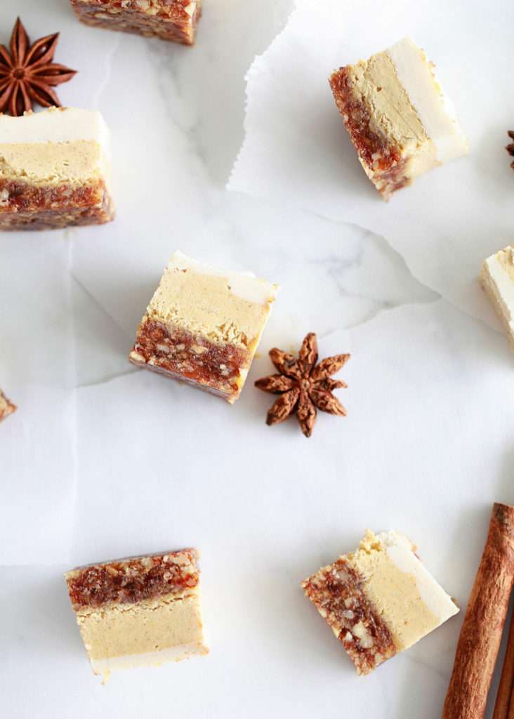 A delicious recipe for Vegan Pumpkin Cheesecake. This no bake dessert is made with a variety of spices, creamy cashews and pumpkin purée