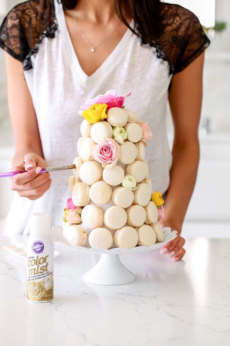 macarons_french_macaron_diy_tower_baking_weddings_party_decor_recipe