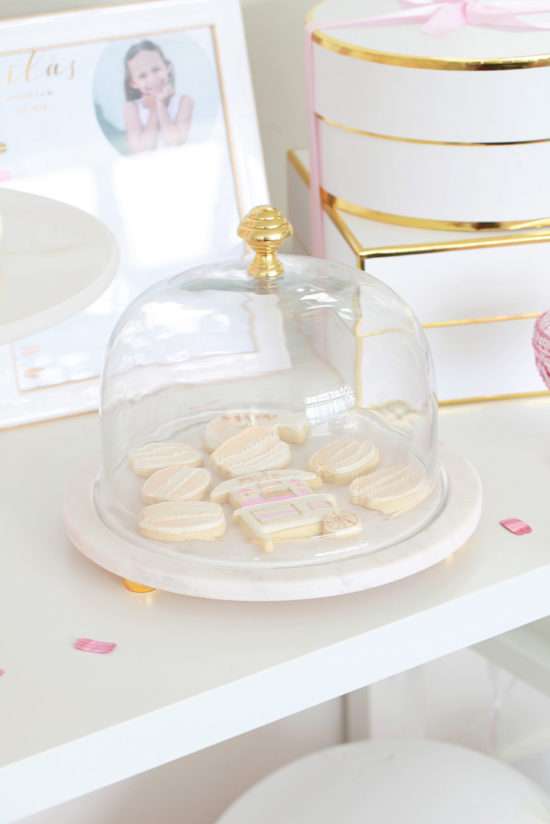 Macaron Birthday Party-Pink Parties- Children-Bottega Louis