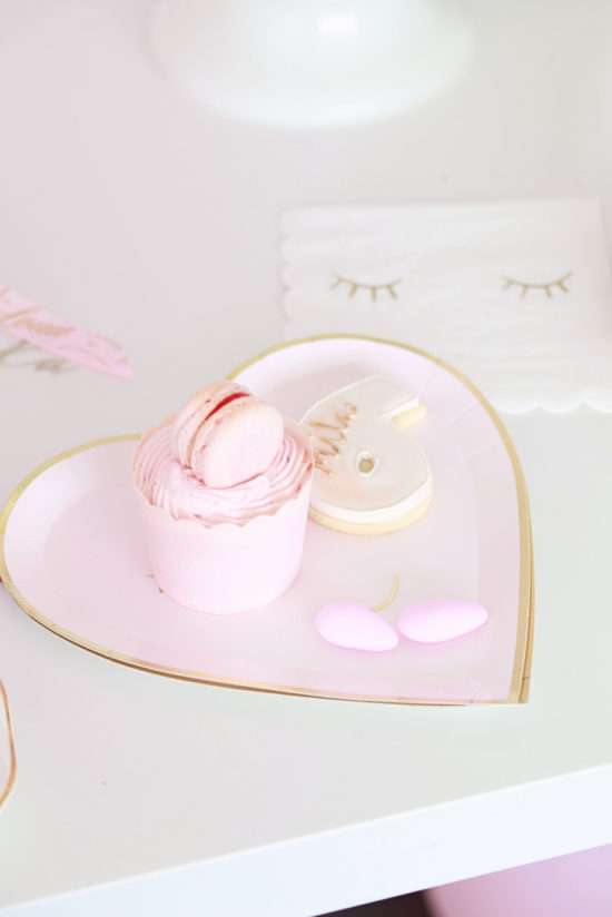 Macaron Birthday Party-Pink Parties- Children-Bottega Louis