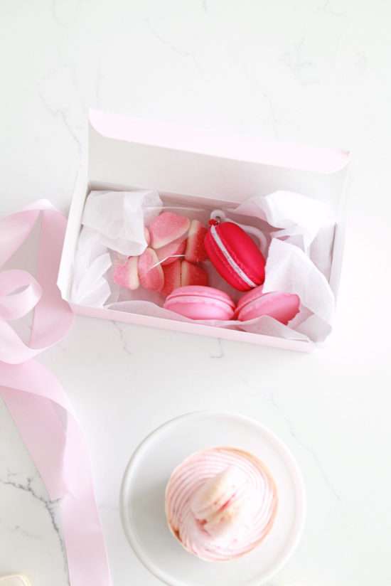Macaron Birthday Party-Pink Parties- Children-Bottega Louis
