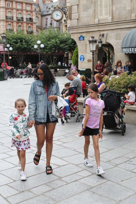 Travel-Blog-Paris-France-Europe-Disney Land