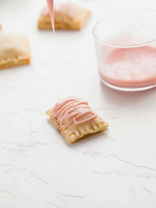 apple pie-dessert-fall-recipes-mini-pop-tarts