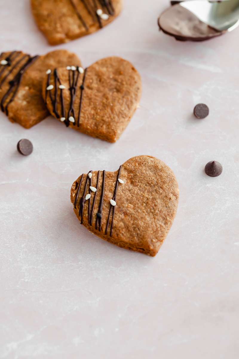 cookies-baking-dessert-tahini-valentine-gluten-free-dairy-free