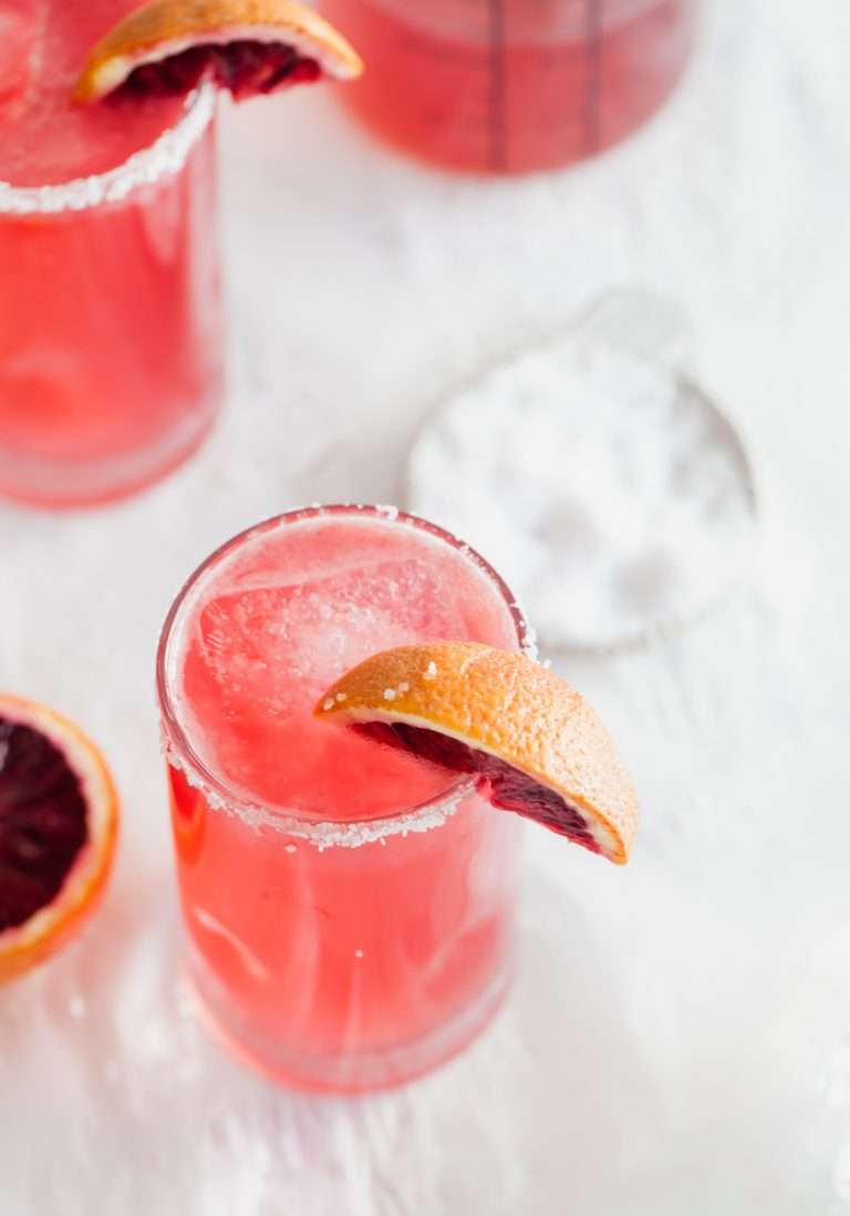paloma-tequila-cocktail-recipes-blood-orange-citrus-seaon-best-beverages-drinks