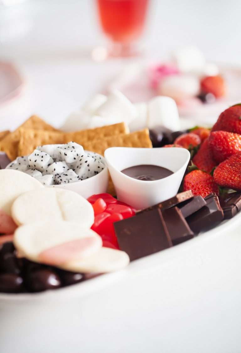 Cookies-dessert-board-chocolate-fruit-appetizers-how-to-wine