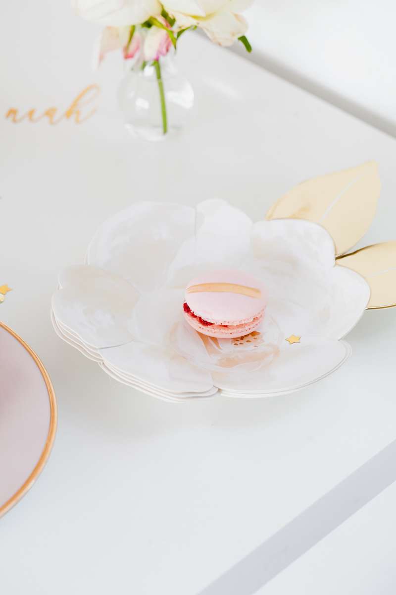 Pink Gold Baby Shower - Baby Girl - Decor - Elegant