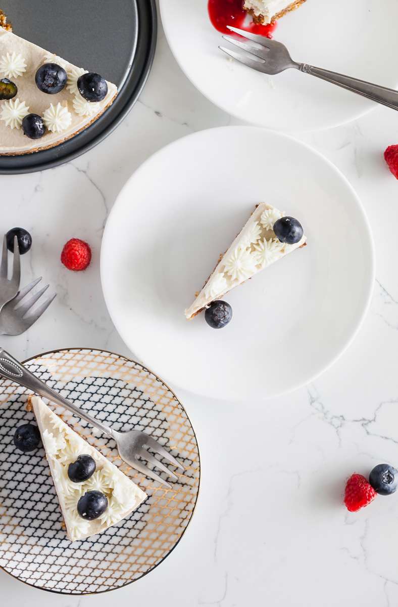 Raw Vegan Coconut Blueberry Cake - Gluten Free - Desserts - Summer - No Bake