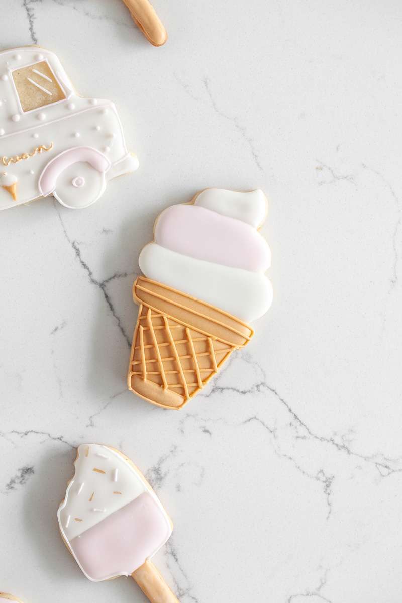 ice-cream-sugar-cookies-baking-royalicing-summer