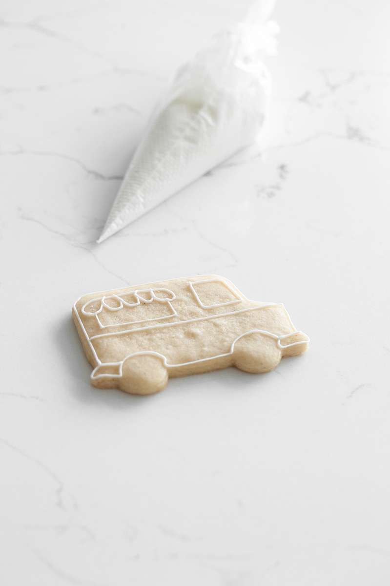 ice-cream-sugar-cookies-baking-royalicing-summer