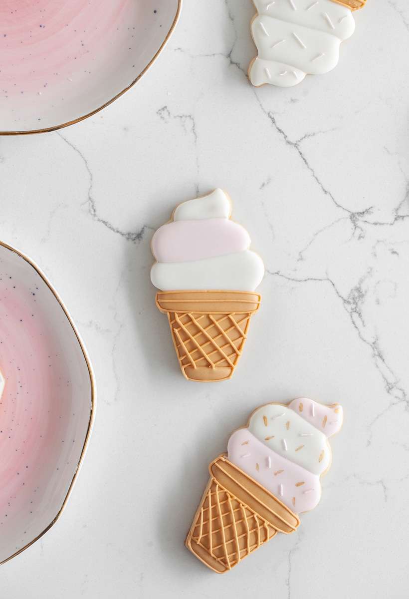 ice-cream-sugar-cookies-baking-royalicing-summer