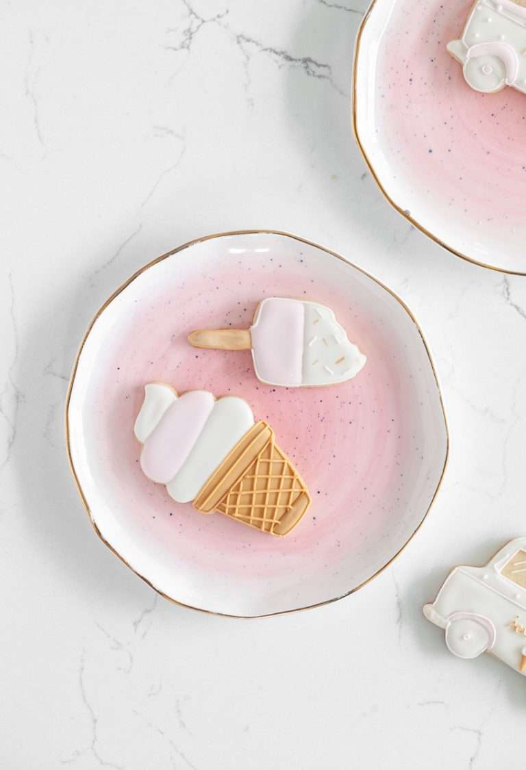 ice-cream-sugar-cookies-baking-royalicing-summer
