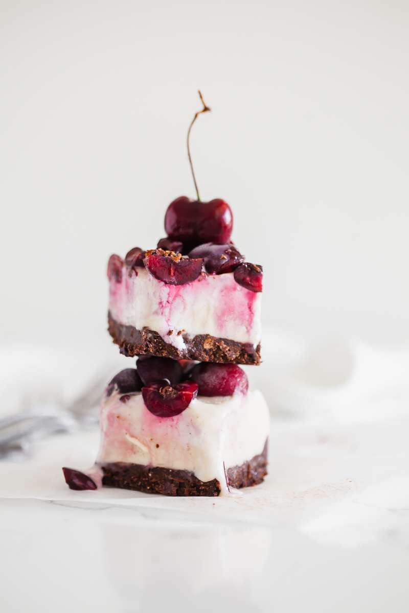 cherry-ice-cream-bars-summer-recipes-no-bake-recipes-gluten-free-dairy-free