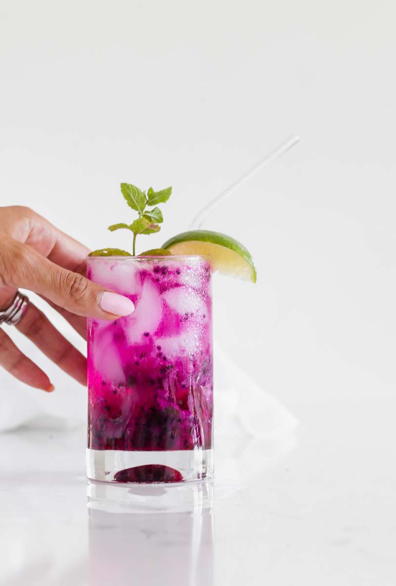 dragonfruit-mojitos-easy-cocktail-recipes-drinks-beverages-summer-mint-lime