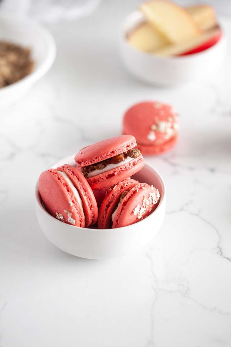 A recipe for apple crisp macarons and a macaron cake for fall dessert menus | Posh Little Designs