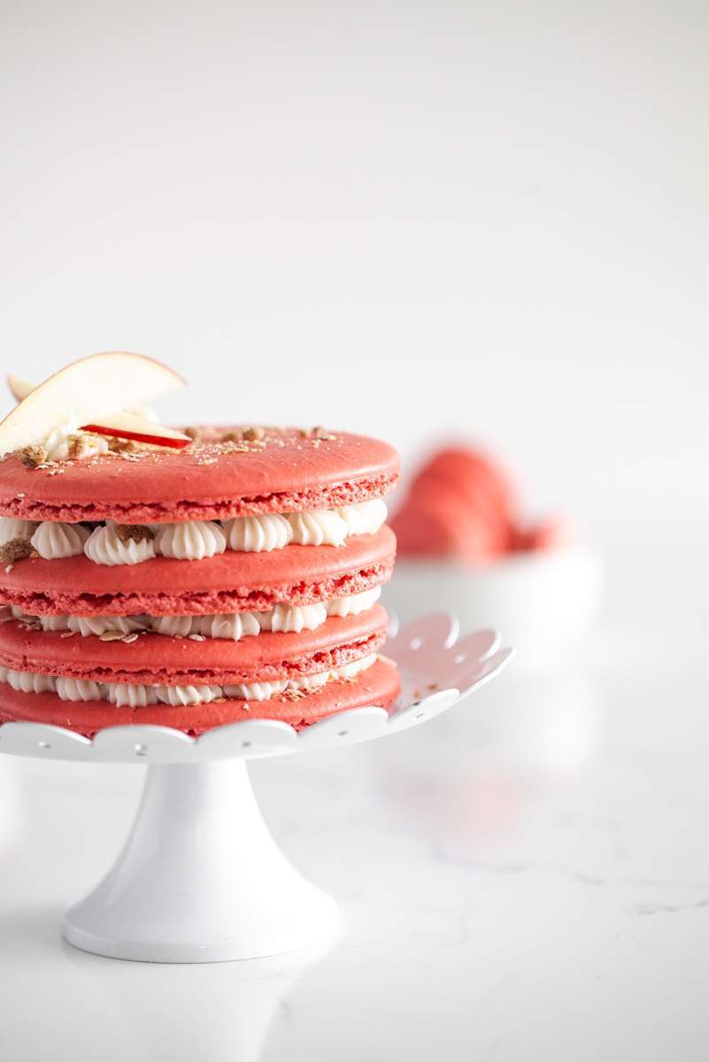 A recipe for apple crisp macarons and a macaron cake for fall dessert menus | Posh Little Designs