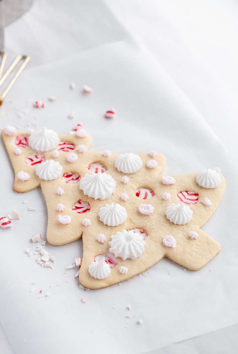 Recipe for peppermint stained glass sugar cookie - baking- holiday recipes- Christmas-baking