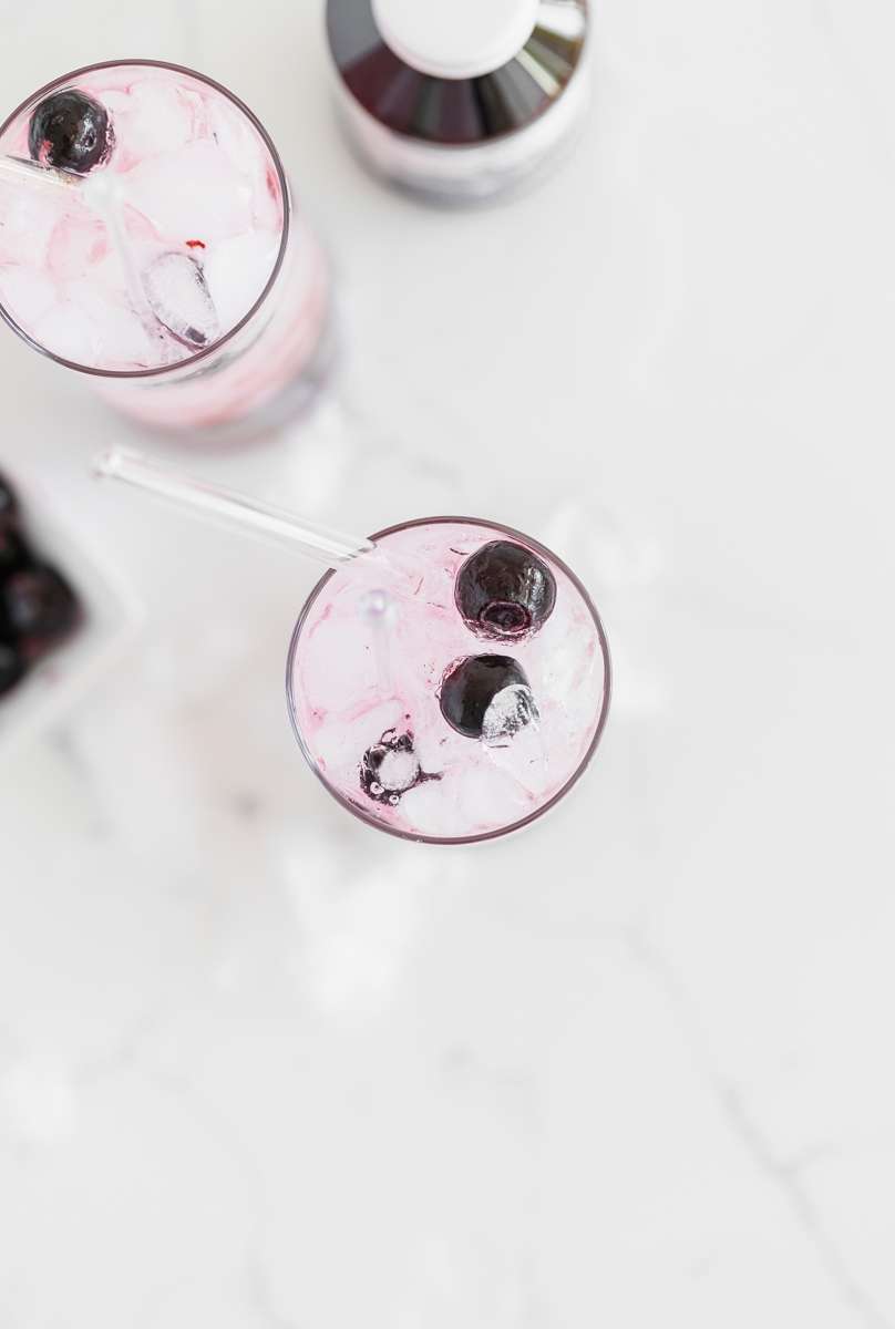healthy_elderberry_syrup_drink_recipes_immune_boosting_drinks_coronavirus_