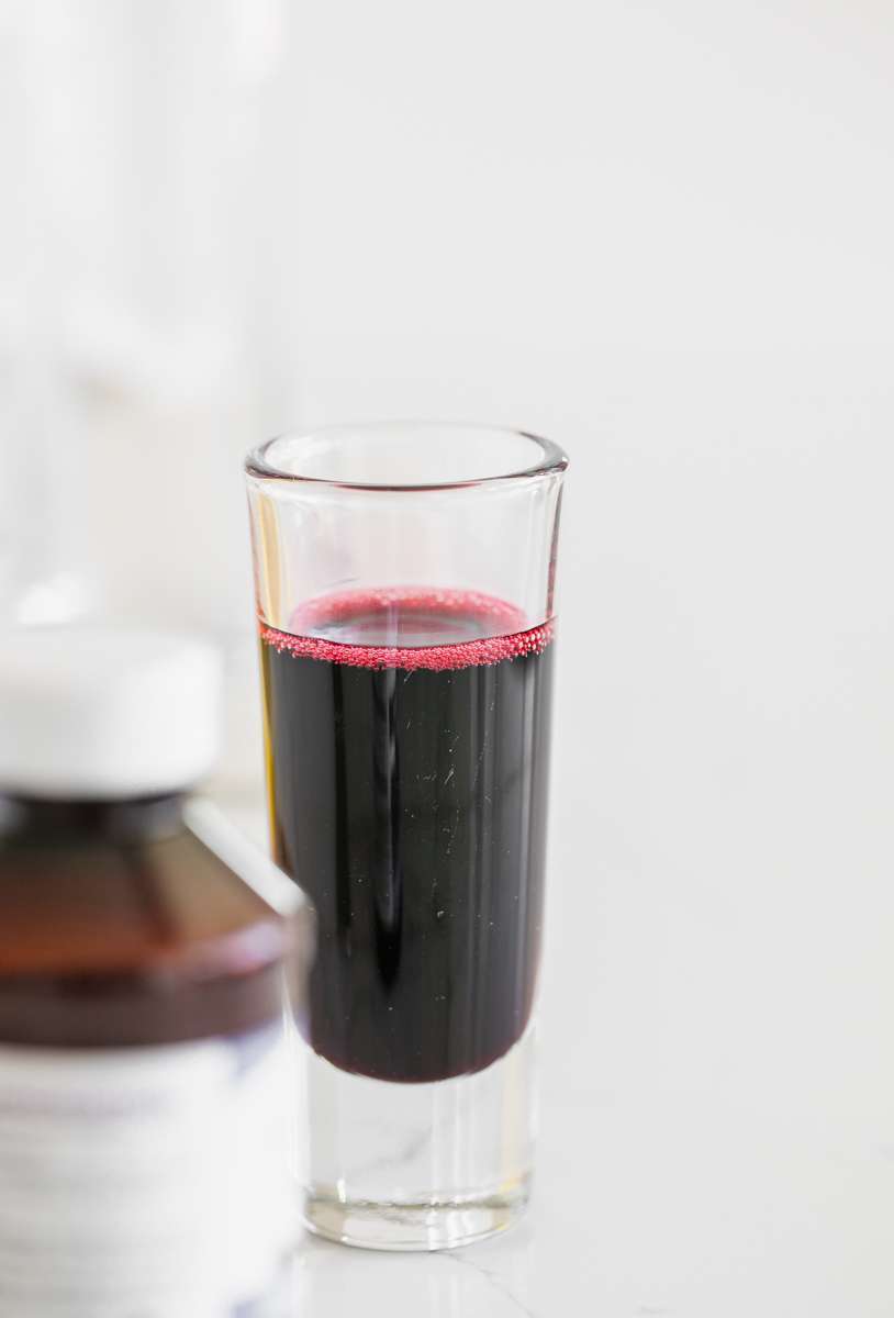 healthy_elderberry_syrup_drink_recipes_immune_boosting_drinks_coronavirus_