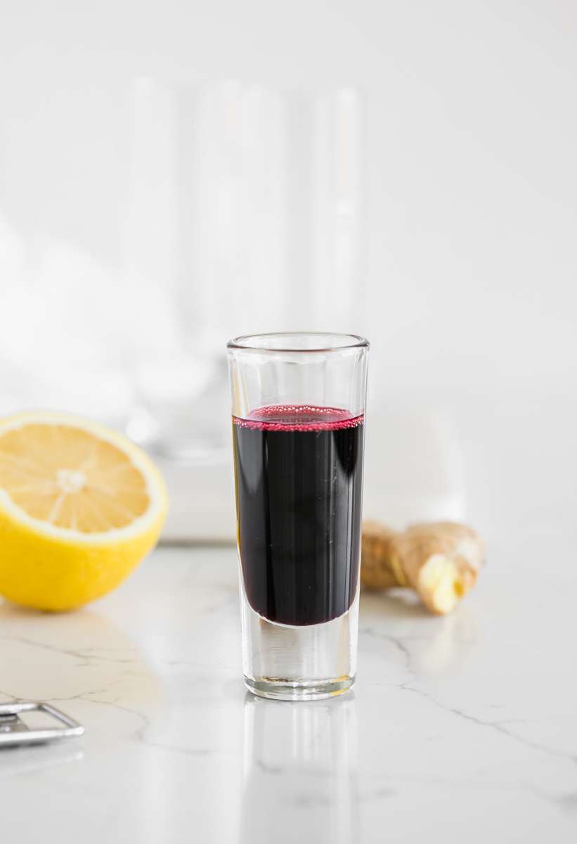 healthy_elderberry_syrup_drink_recipes_immune_boosting_drinks_coronavirus_
