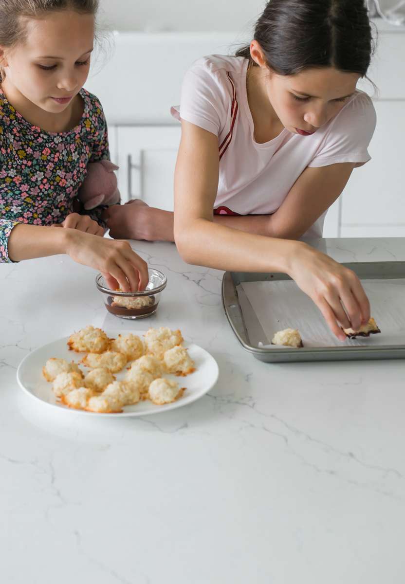 easy_chewy_coconut_macaroons_dairy_free_baking_gluten_free_recipe_chocolate