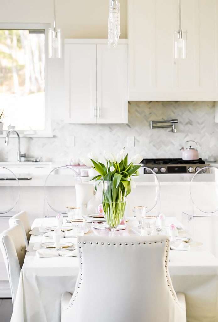Easter Tablescape - Entertaining Spring Decor - Posh Little Designs Easter tablescape for spring entertaining
