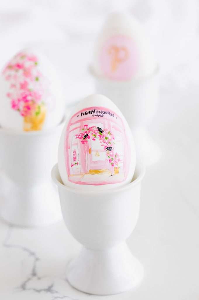 Peggy Porschen Inspired Easter Eggs DIY DIY Peggy Porschen and painted Easter Eggs, decorated with acrylic paint in shades of pink. Inspired by the Iconic London Bakery.