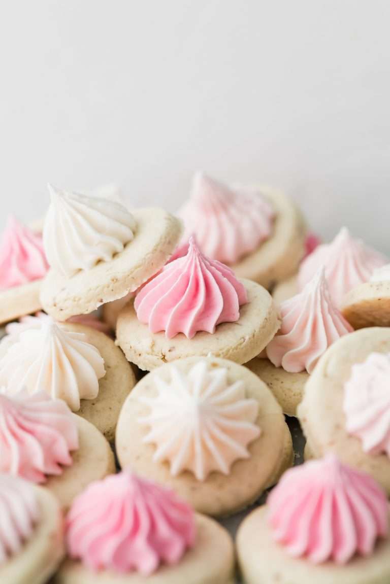 sugar_cookie_recipes_baking_cookie_decorating_small_batch_royal_icing_pink_sugar_cookie_ombre_dessert_ideas_baking
