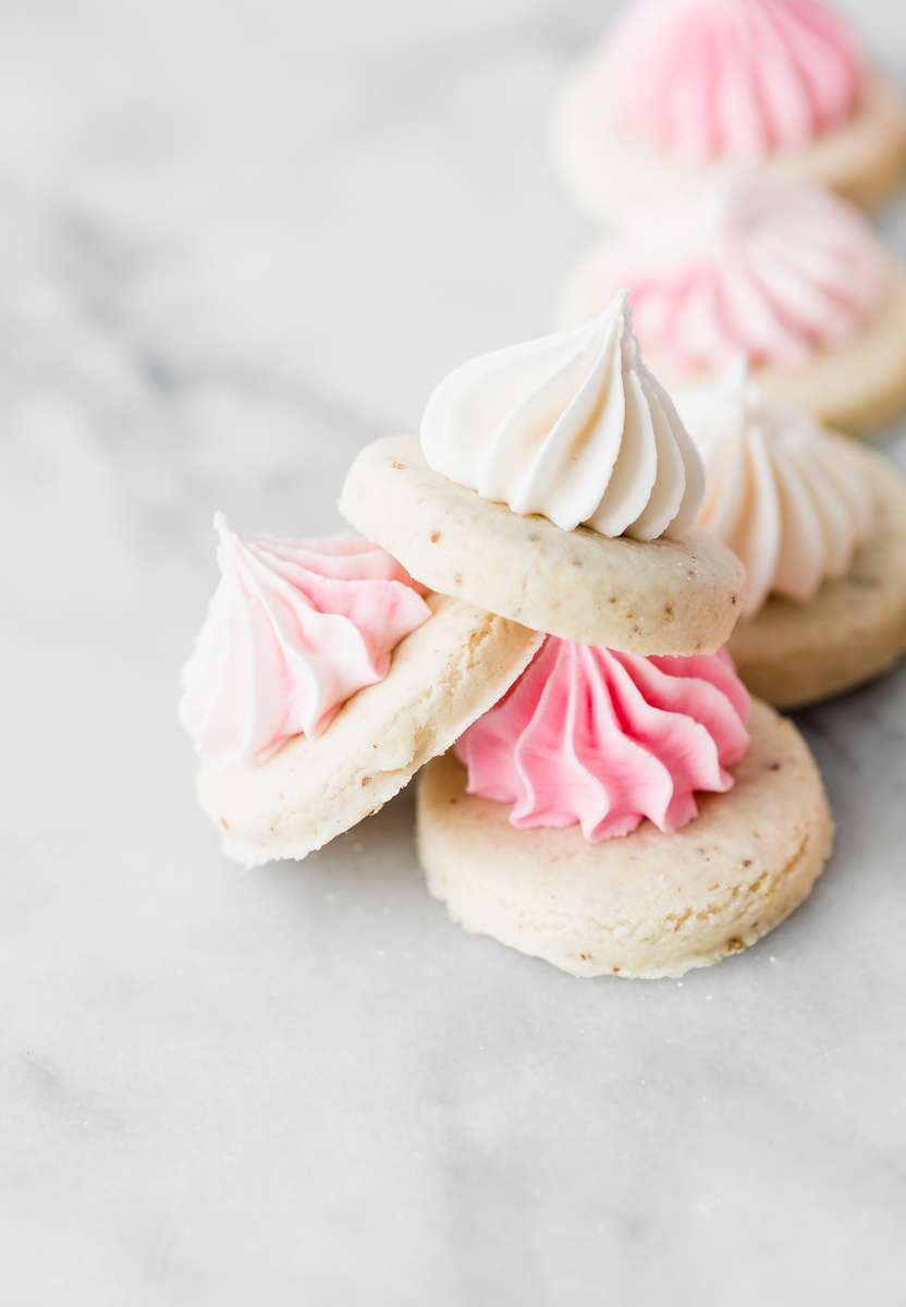 sugar_cookie_recipes_baking_cookie_decorating_small_batch_royal_icing_pink_sugar_cookie_ombre_dessert_ideas_baking