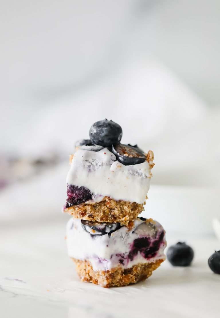 blueberry_crisp_ice_cream_bars_vegan_gluten_free_dairy_free_oat_milk_blueberries_summer_recipes_dessert_almond_flour