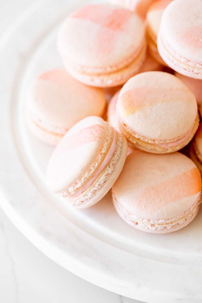 pink spa kids birthday party - raspberry macarons
