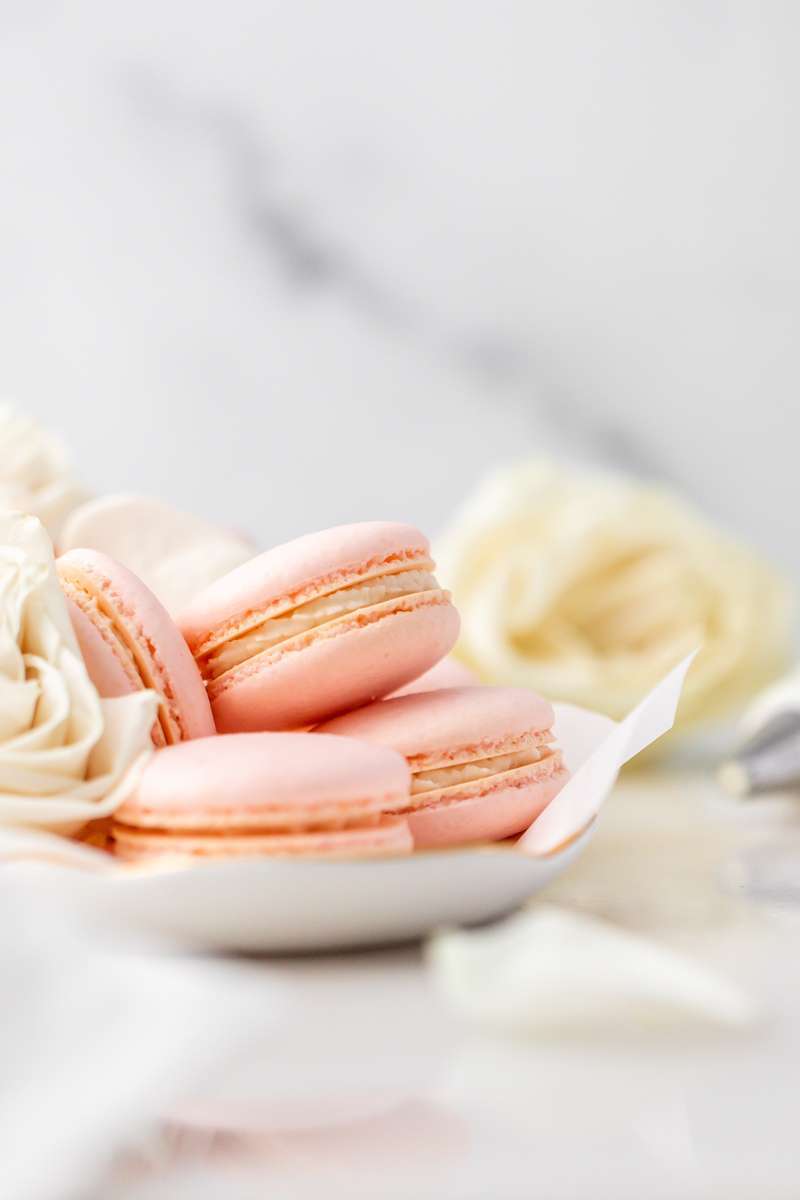 delicious, fruity and floral lychee and rose French macarons for the end of summer. Fun recipe and instructions included. Also dairy and gluten free!
