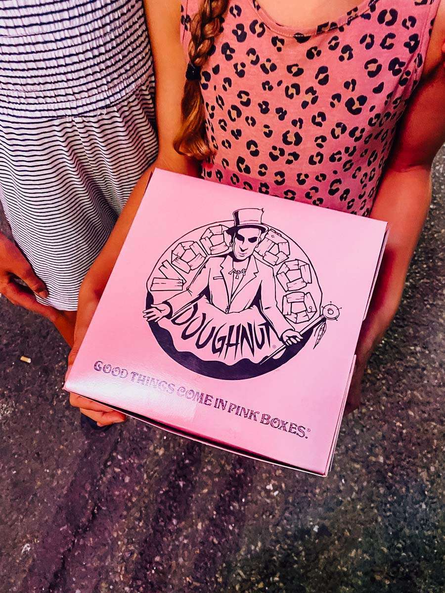 Voodoo donuts, Oregon, travel destinations