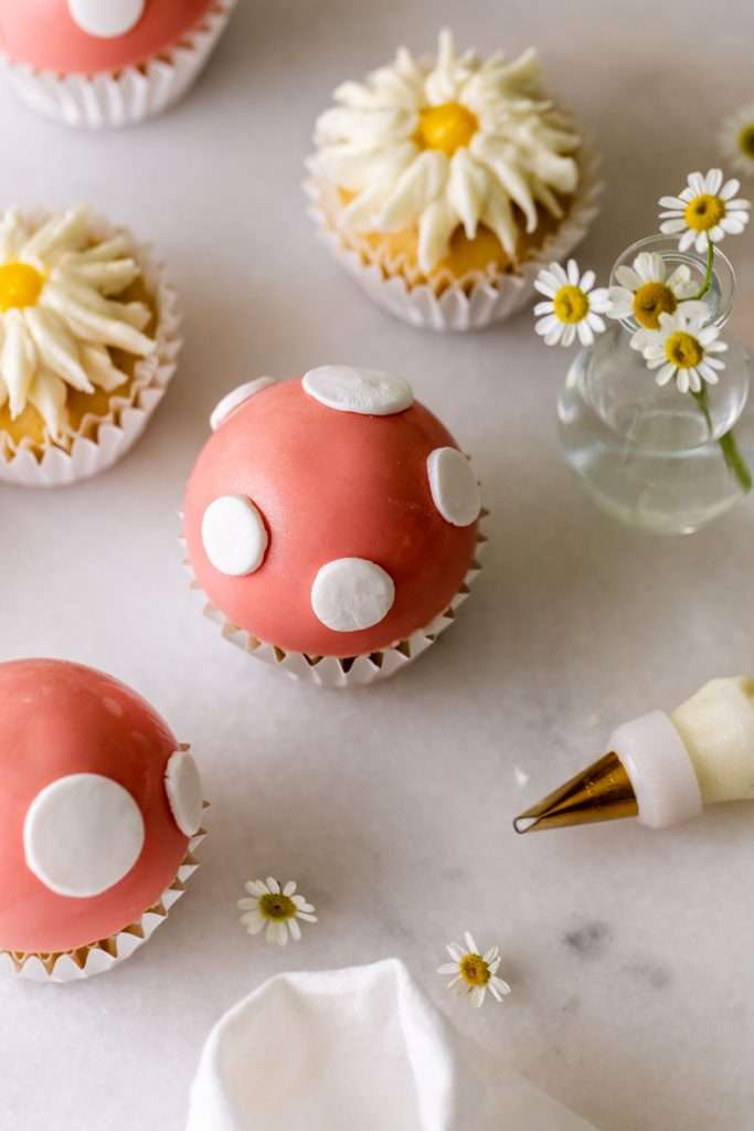 How to make mushroom and daisy cupcakes for a retro themed birthday party